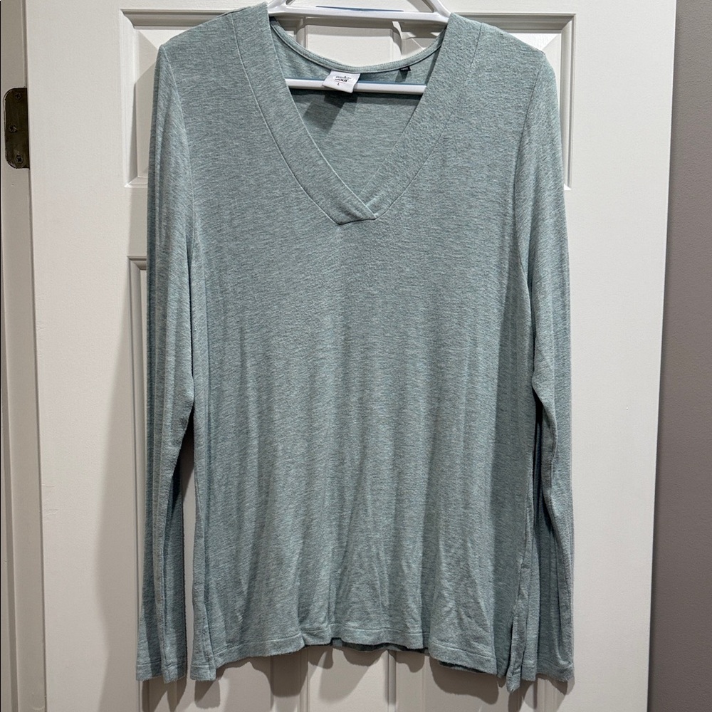 CAbi Light Green Heather Long Sleeve Top - Large